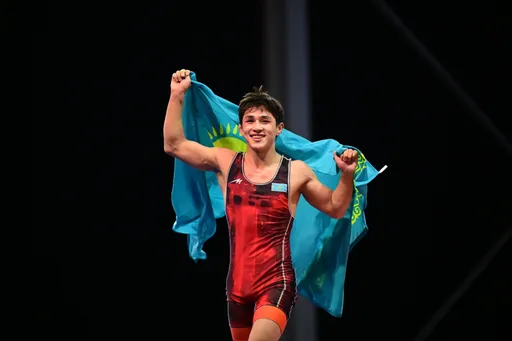Казахстанский борец Бекасыл Асамбек пробился в финал чемпионата мира