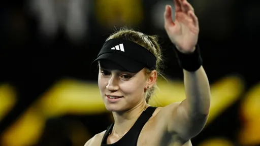 Утемуратов о выступлении Рыбакиной: дойти до финала на Australian Open – это признак класса и стабильности