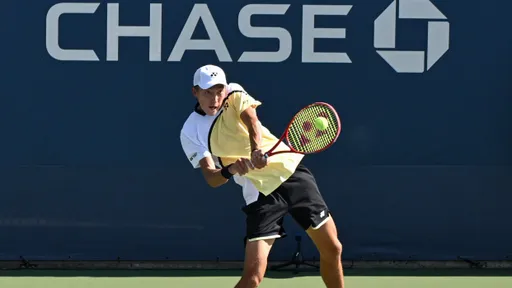 Казахстанский теннисист Дамир Жалгасбай вышел в полуфинал юниорского US Open