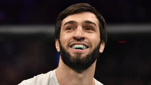 Боец UFC Зубайра Тухугов о возможных боях против Исмагулова и Физиева: не дерусь только с друзьями и земляками