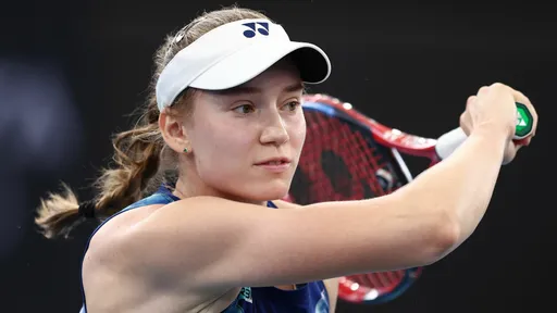 Рыбакина пробилась в четвертьфинал турнира WTA 500 в Австралии
