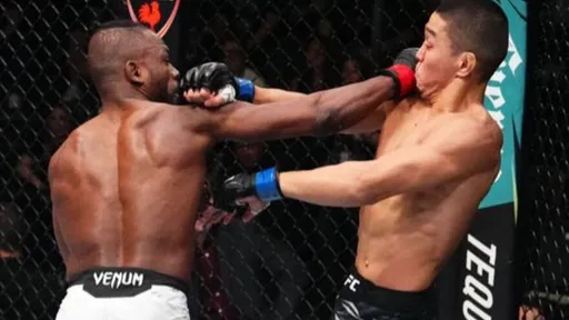 Асу Алмабаев проиграл Мануэлю Капе в главном поединке UFC в Лас-Вегасе