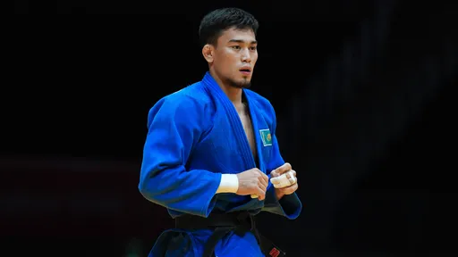 Чемпион Азии Алмат выиграл серебро Азиатских игр-2026