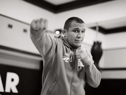 Фаниль Рафиков проведет бой по боксу против чемпиона из России