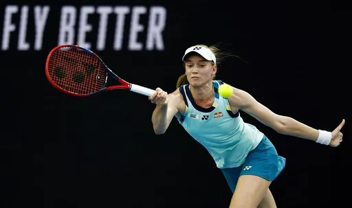 Рыбакина проиграла во втором круге Australian Open
