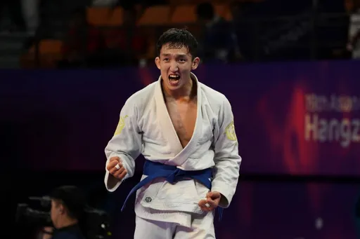 Казахстанец вышел в финал Азиатских пляжных игр-2026 по джиу-джитсу