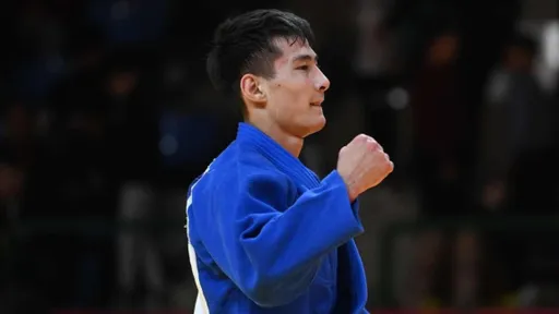 Серикбаев проведет схватку за бронзу чемпионата Азии