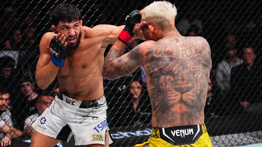 Царукян поднялся на 1-е место в рейтинге легкого веса UFC