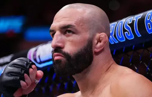 Джаред Гордон попал под машину перед боем UFC