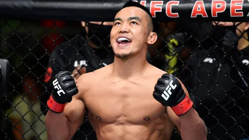Казах из UFC Нурданбек проиграл американцу Гарсие