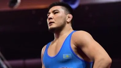 Азамат Даулетбеков прошел в полуфинал чемпионата Азии
