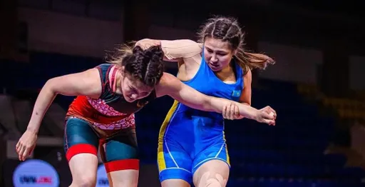 Сборная Казахстана по борьбе завоевала бронзу на чемпионате Азии