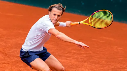 Диего Форлан вышел в четвертьфинал ветеранского турнира серии ITF