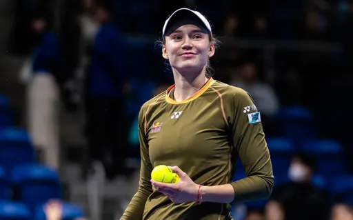 Елена Рыбакина повторила достижение легендарной Ли На и вышла на Итоговый турнир WTA в третий раз подряд