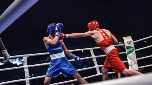 Казахстанский боксер выбил узбекистанца и обеспечил себе медаль чемпионата Азии