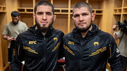 Легенда UFC отреагировал на победу Ислама Махачева в бою с Иэном Гэрри