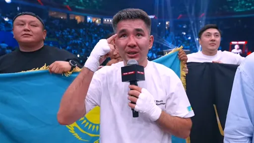 Арман Ашимов победил бывшего бойца UFC Джеффа Молину на турнире IBA Nomad 15