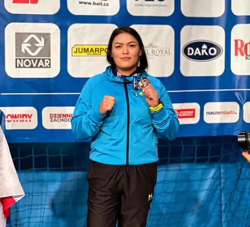 Ляззат Кунгейбаева выиграла золотую медаль чемпионата Казахстана по боксу