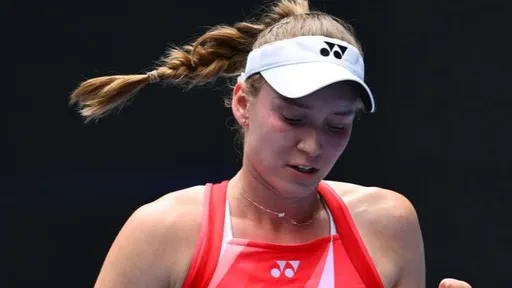 Елена Рыбакина уверенно начала выступление на WTA 1000 в Дубае