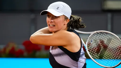 Ига Швёнтек вышла в 1/8 финала US Open, обыграв Калинскую