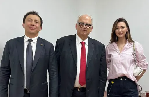 Алтынбекова опубликовала фото с Геннадием Головкиным