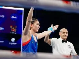 Аида Абикеева завоевала третье золото для Казахстана на чемпионате мира по боксу