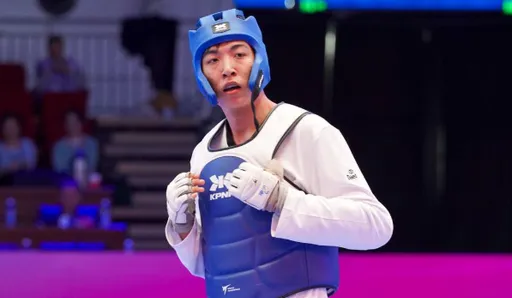Казахстанский таеквондист выиграл первый бой на чемпионате мира в Китае