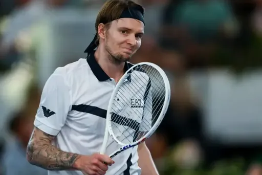 Александр Бублик разгромил экс-чемпиона US Open