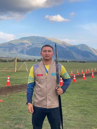 Абзал Тулыбеков завоевал золото Игр кочевников в жамбы ату