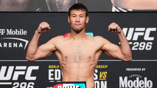Эксперт оценил шансы Рахмонова на титул UFC