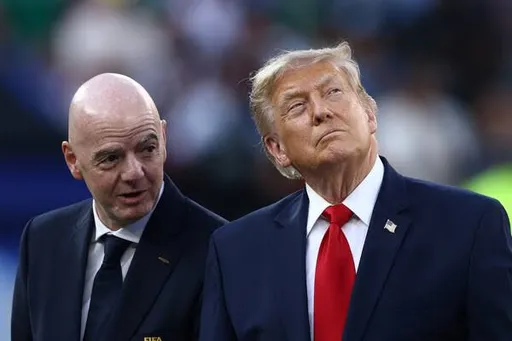 Трамп заявил, что никогда не обсуждал с Инфантино идею продажи прав на ЧМ