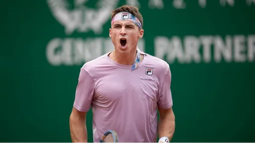 Скатов вышел в финал квалификации ATP-1000 в Шанхае