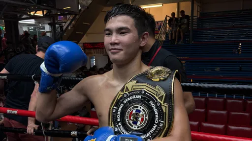 Бахтияр Нариманов завоевал титул чемпиона Bangla Boxing Stadium