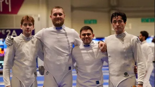 Казахстанские шпажисты вышли в 1/8 финала чемпионата мира