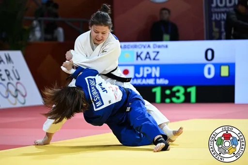 Казахстанская дзюдоистка уступила британке на старте турнира Grand Slam в Лозанне