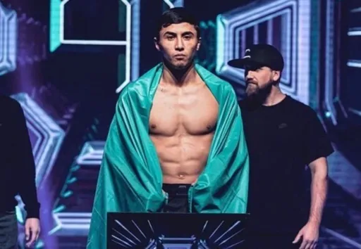Алишер Газиз победил узбекского бойца на турнира Octagon 68 в Ташкенте