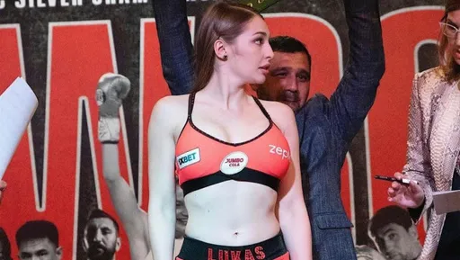 Казахстанская боксерша Лукас – о выигранном поясе WBC International: мы забрали титул у Мексики
