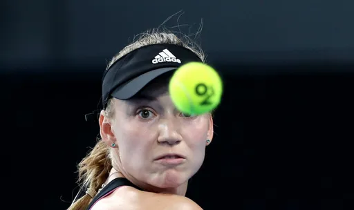 Отец Рыбакиной поделился эмоциями о победе своей дочери в полуфинале Australian Open