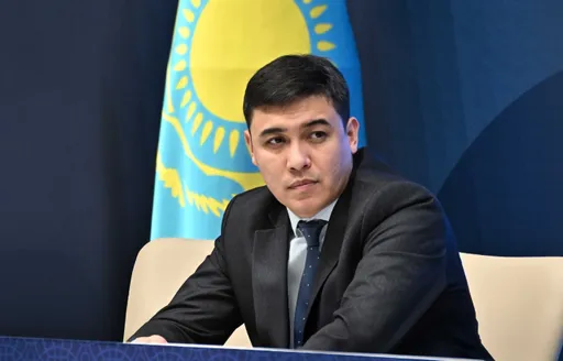 Генсек НОК Казахстана Алимжан Акаев начал обучение в MEMOS