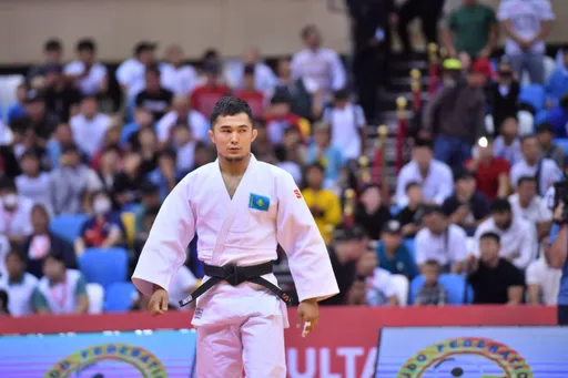 Казахстанский дзюдоист вышел в полуфинал Grand Slam в Душанбе