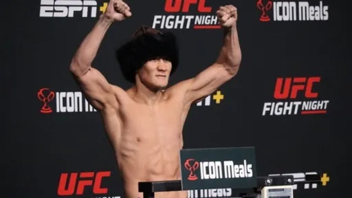 Боец UFC Жалгас Жумагулов резко ответил победившему его американцу Джошуа Вану
