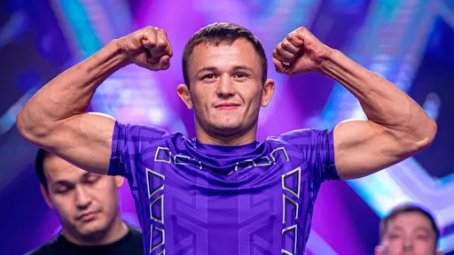 Казахстан снова возвращается в UFC! Как смотреть бой Бекзата Алмахана 11 мая?