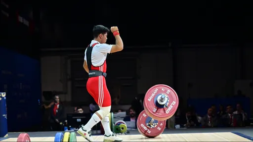 Казахстанские тяжелоатлеты выиграли три медали на чемпионате Азии в Ташкенте