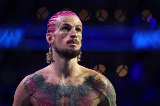 О’Мэлли сделал прогноз на бой Чимаев — дю Плесси за титул UFC в среднем весе