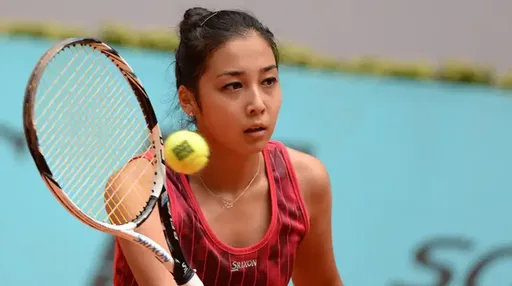 Зарина Дияс разгромила соперницу и вышла в полуфинал ITF в Португалии