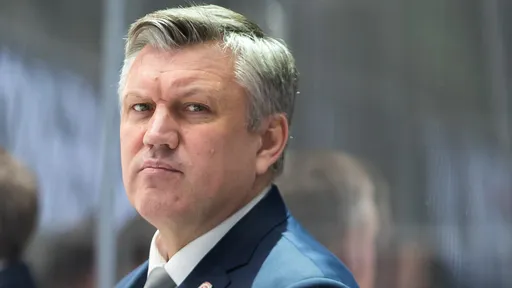 Экс-тренер «Барыса» возглавит «Сибирь»