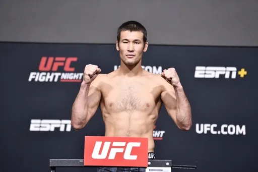 Шавкат Рахмонов бросил вызов экс-претенденту на титул UFC в среднем весе
