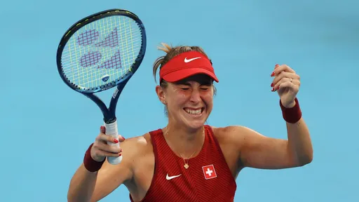 Бенчич выиграла турнир WTA-500 в Токио, разгромив Носкову в финале