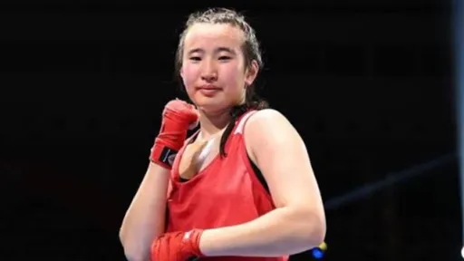 Зарина Толыбай нокаутировала соперницу и вышла в финал ЧА по боксу