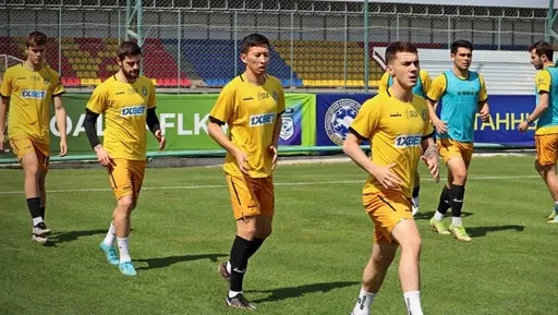 «Женис» – «Арыс» 0:1: видеообзор матча